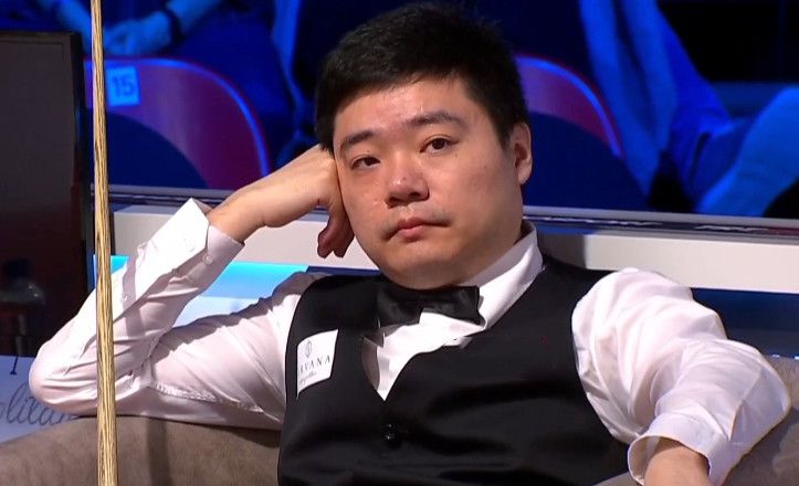 他掀开裙子舌头伸进去动漫软件